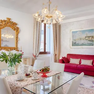 Perla Apartment